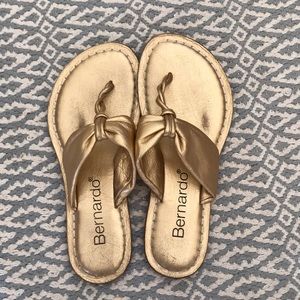 Bernardo gold sandals size 6